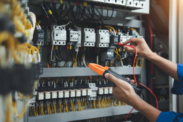 Best Affordable Emergency Electrician  in Oak Park, MI